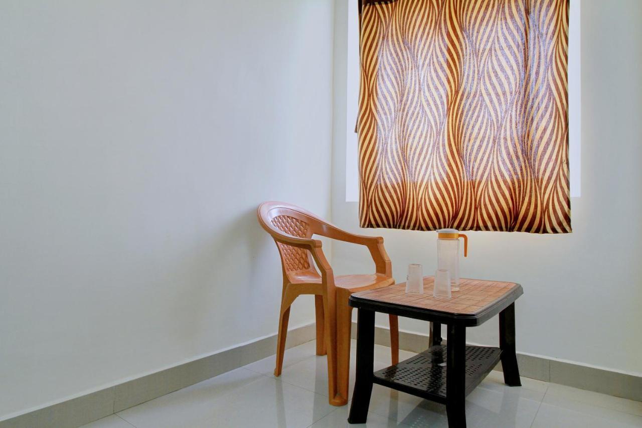 Hotel Oyo Flagship Luxe Residency Near Ecr 3*